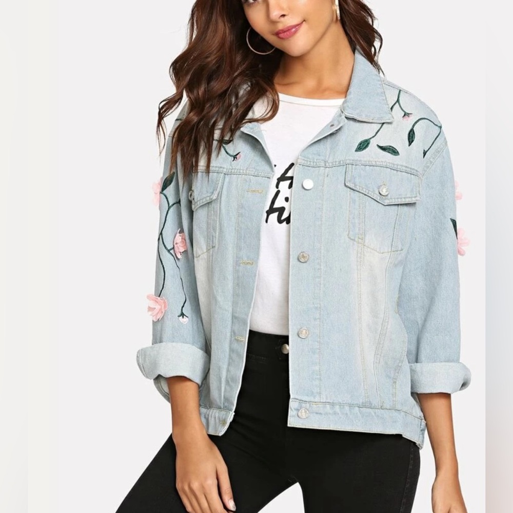 🌸Flower Appliques Denim Jacket - Picture 3 of 13
